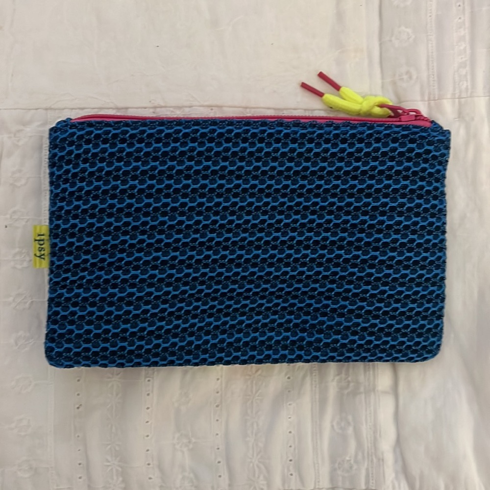 [Ipsy] Blue Makeup Pouch Bundle - image 5